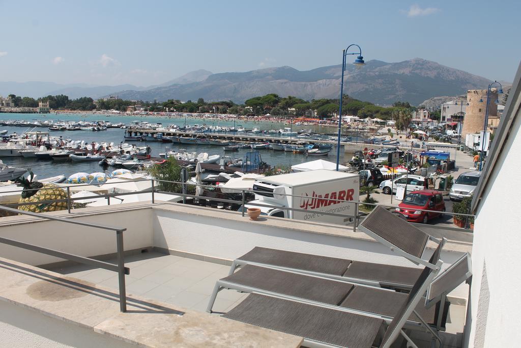 B&B Simpaty Mondello Exterior photo